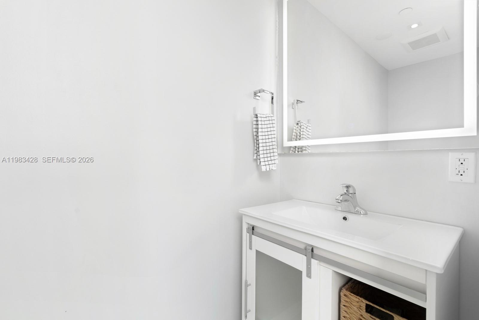 1065 99th St Bay Harbor Islands, FL 33154