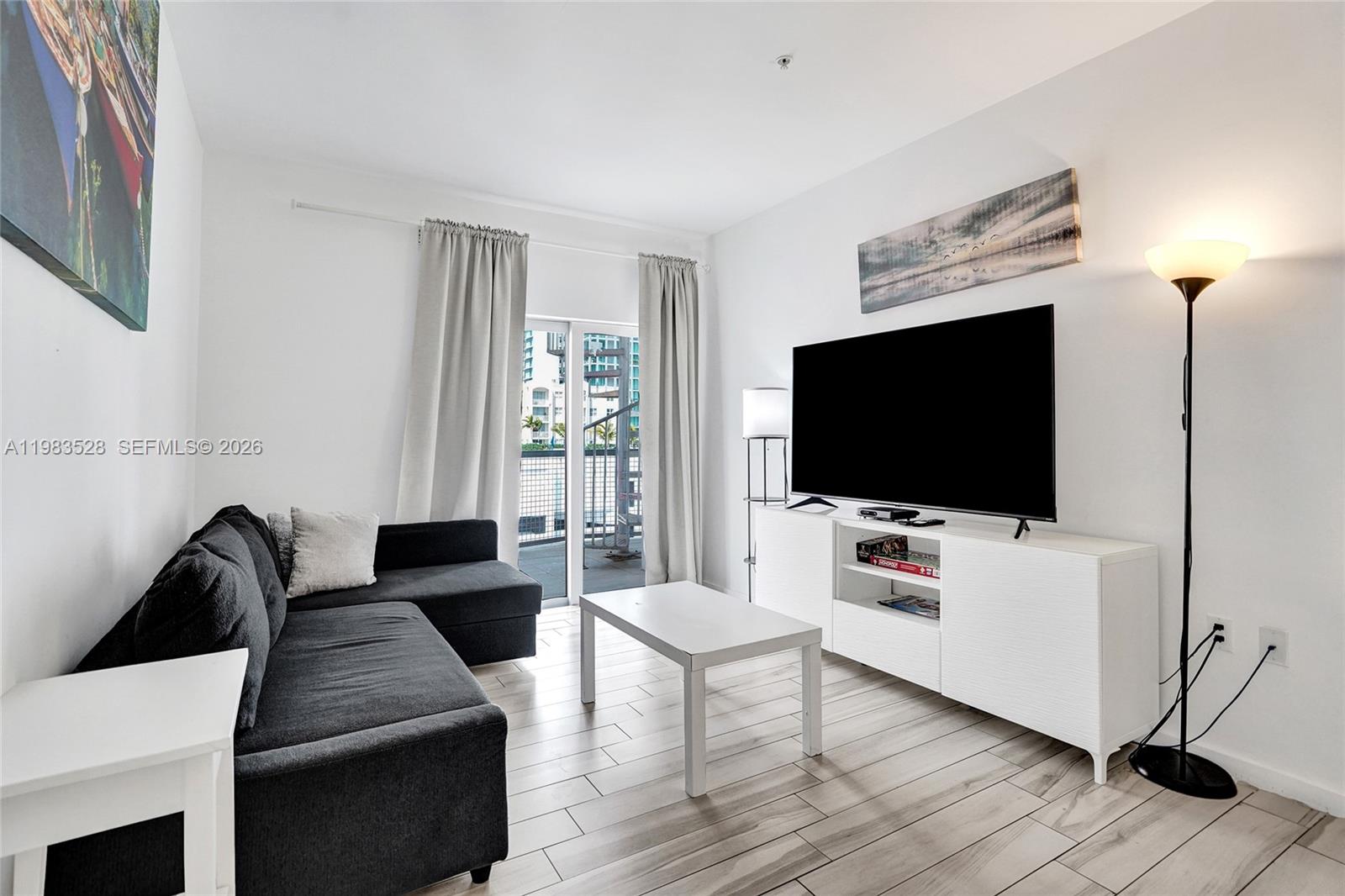 481 NE 29th St #702 Miami, FL 33137