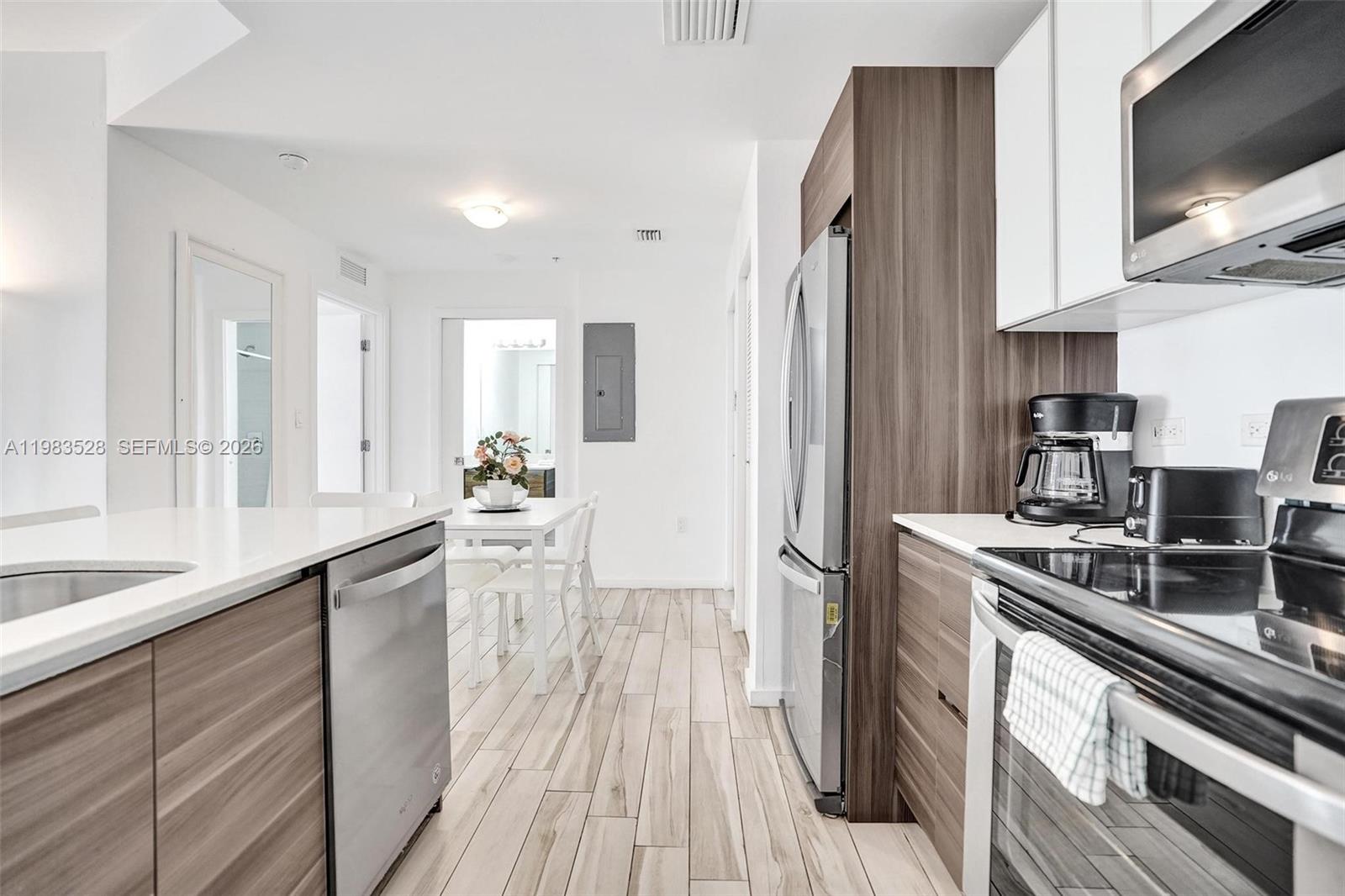 481 NE 29th St #702 Miami, FL 33137