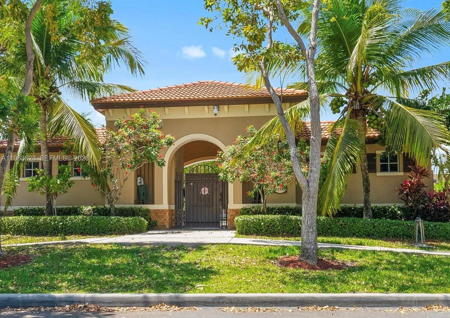 8884 SW 220th Ln Cutler Bay, FL 33190