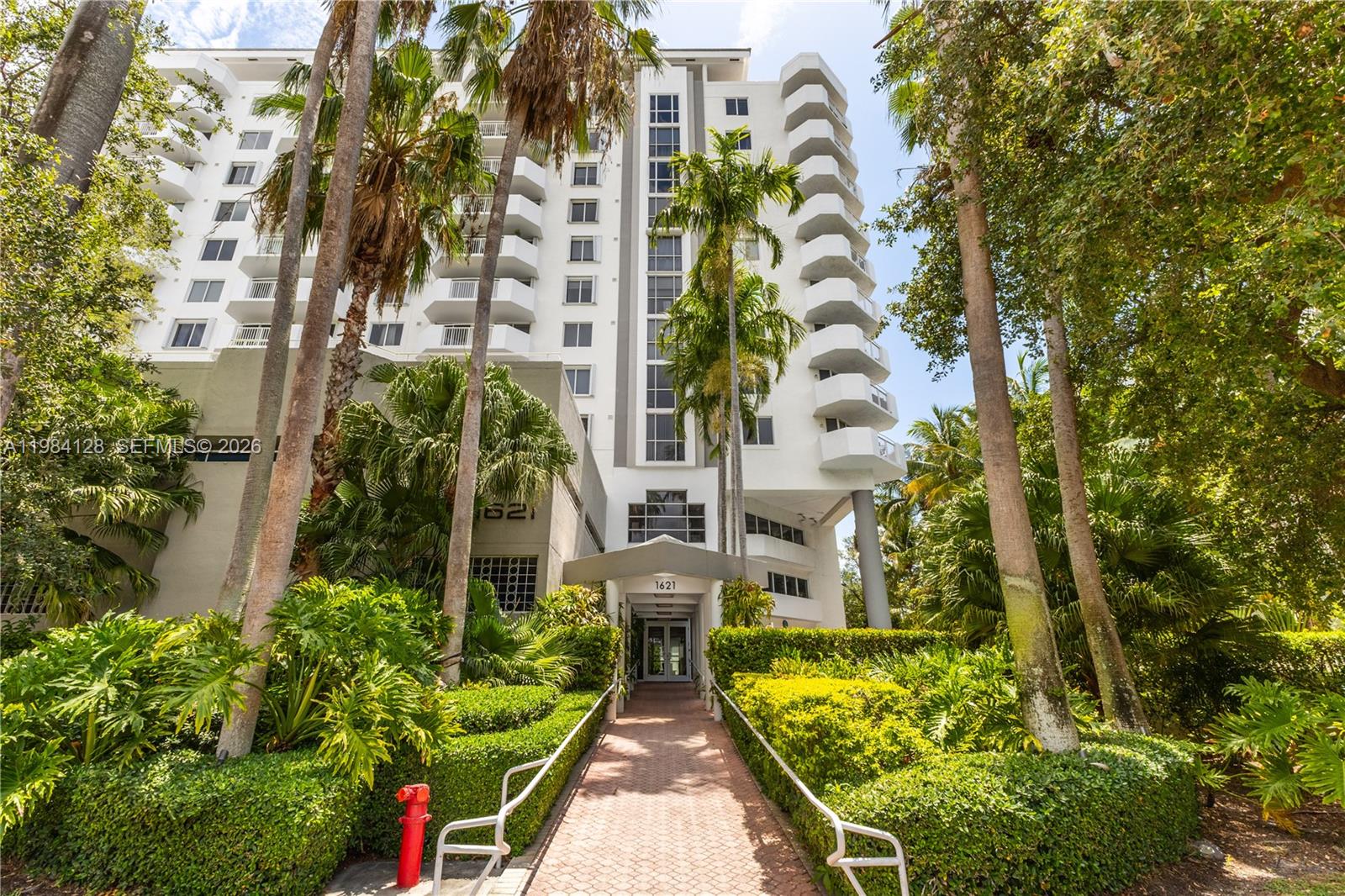 1621 Bay Rd #1202 Miami Beach, FL 33139