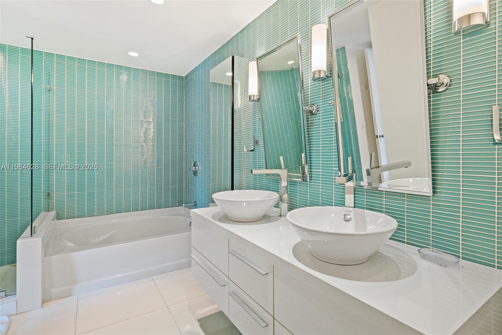 3340 NE 190th St #504 Aventura, FL 33180