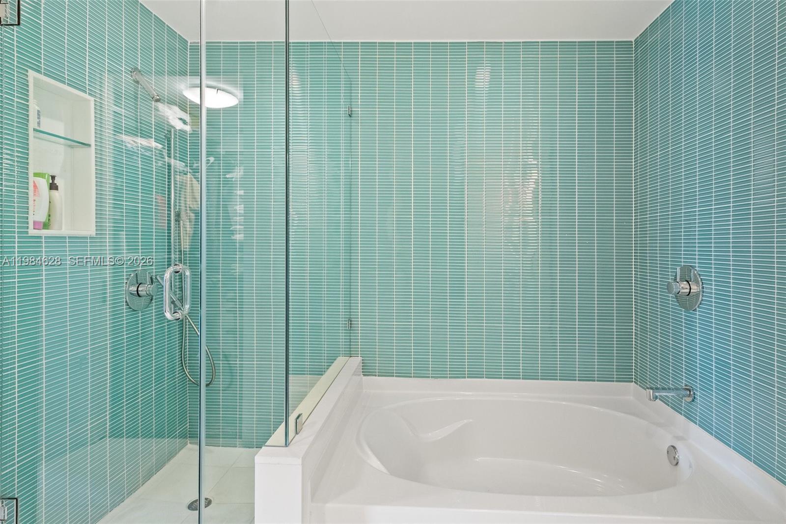 3340 NE 190th St #504 Aventura, FL 33180