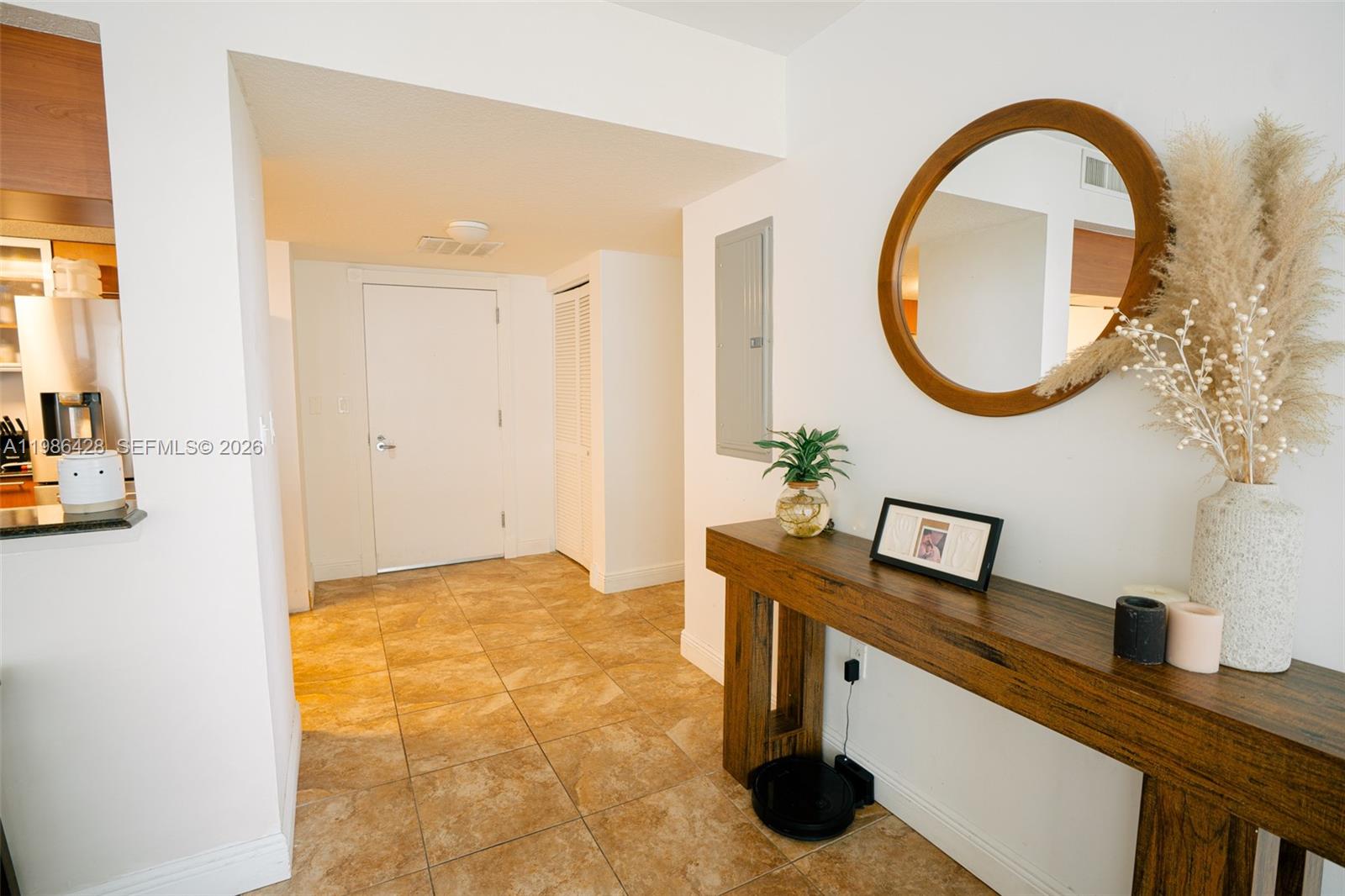 1800 N Bayshore Dr #1412 Miami, FL 33132