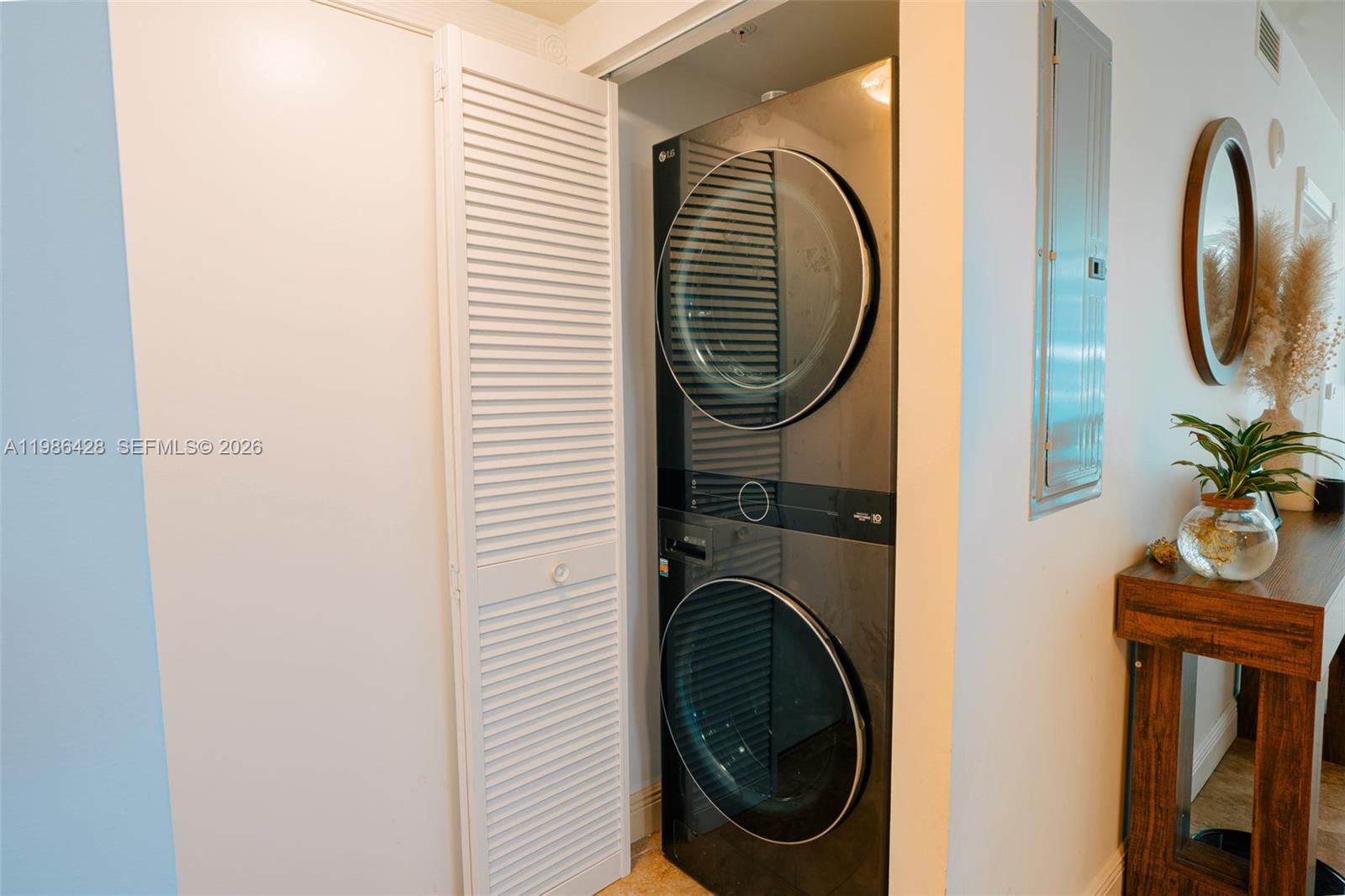 1800 N Bayshore Dr #1412 Miami, FL 33132