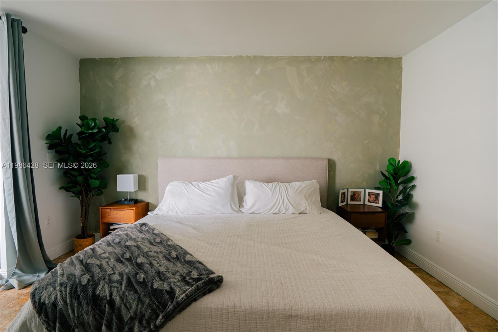 1800 N Bayshore Dr #1412 Miami, FL 33132