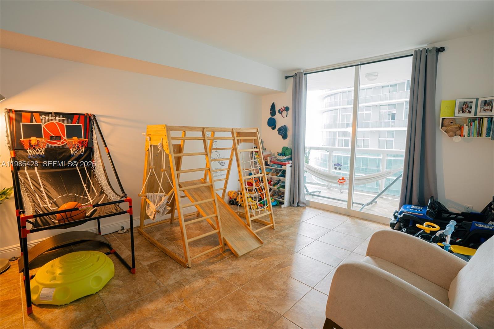 1800 N Bayshore Dr #1412 Miami, FL 33132