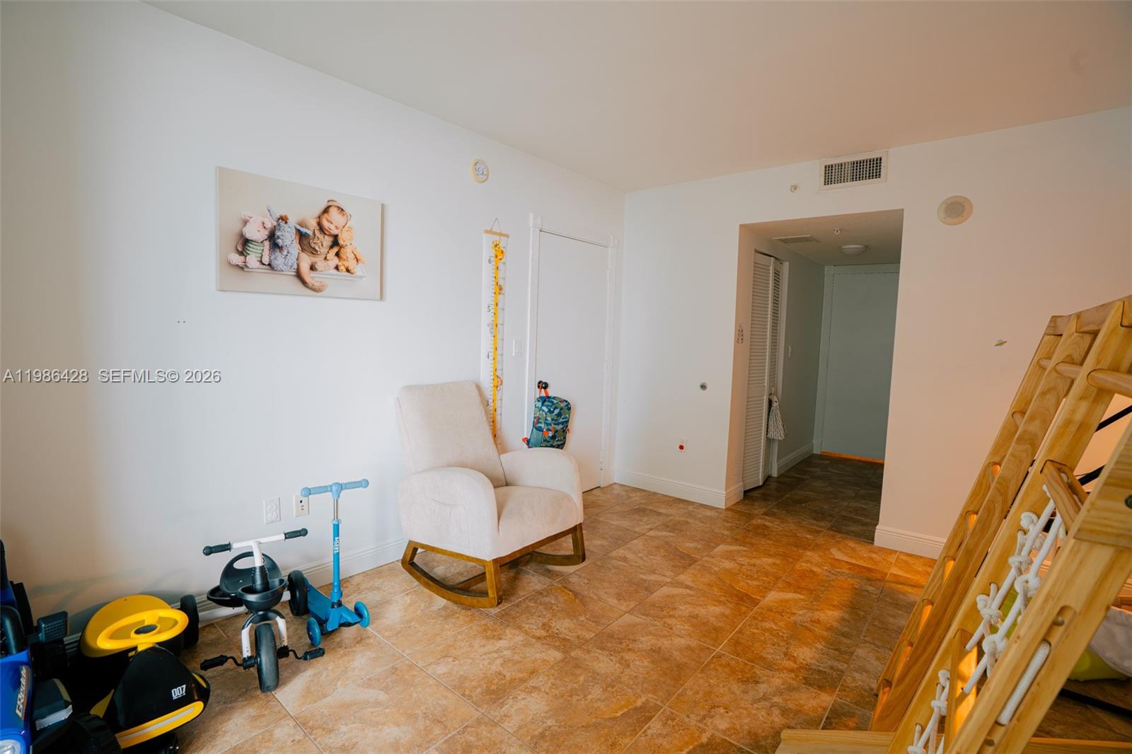 1800 N Bayshore Dr #1412 Miami, FL 33132