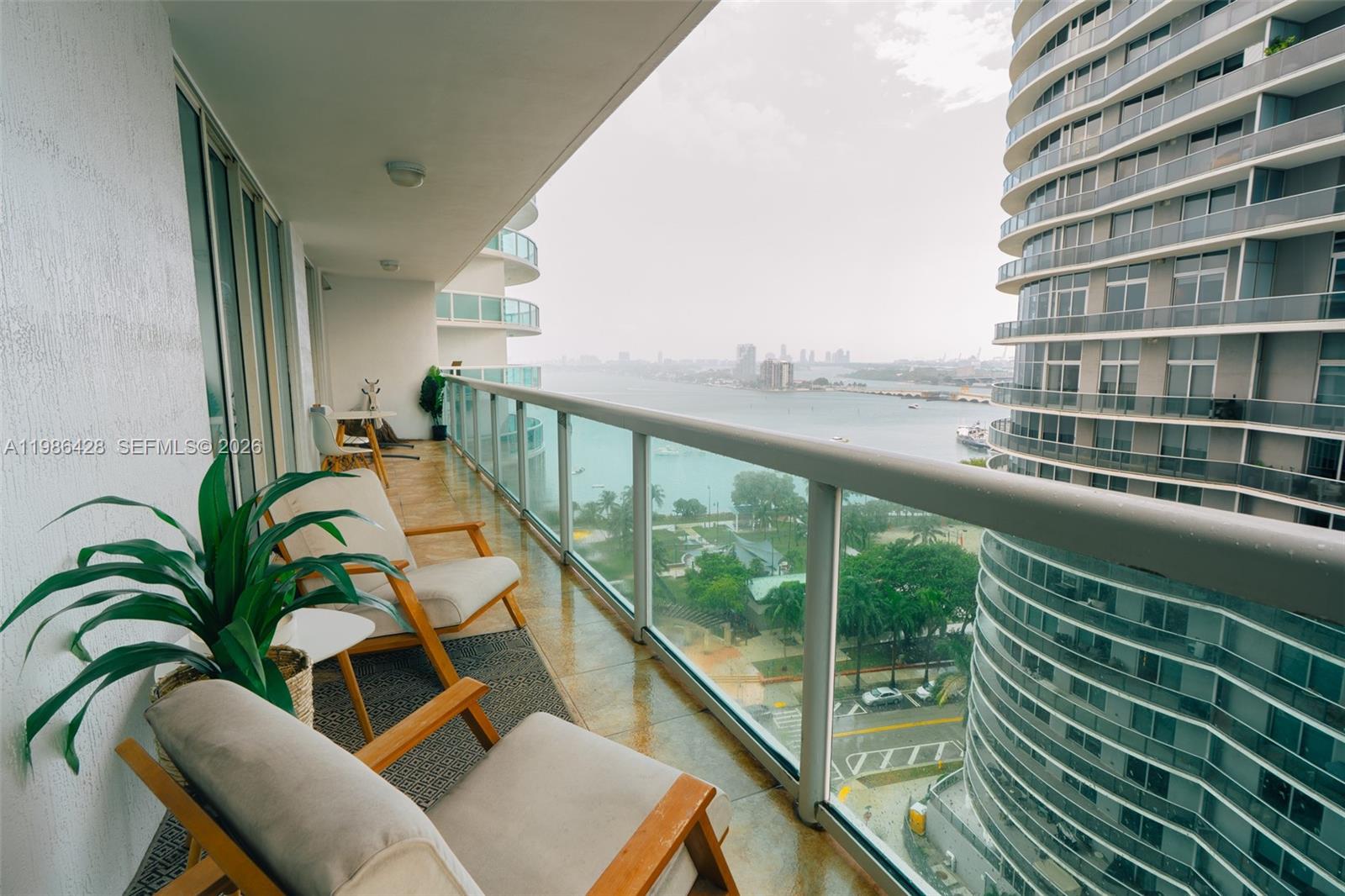 1800 N Bayshore Dr #1412 Miami, FL 33132