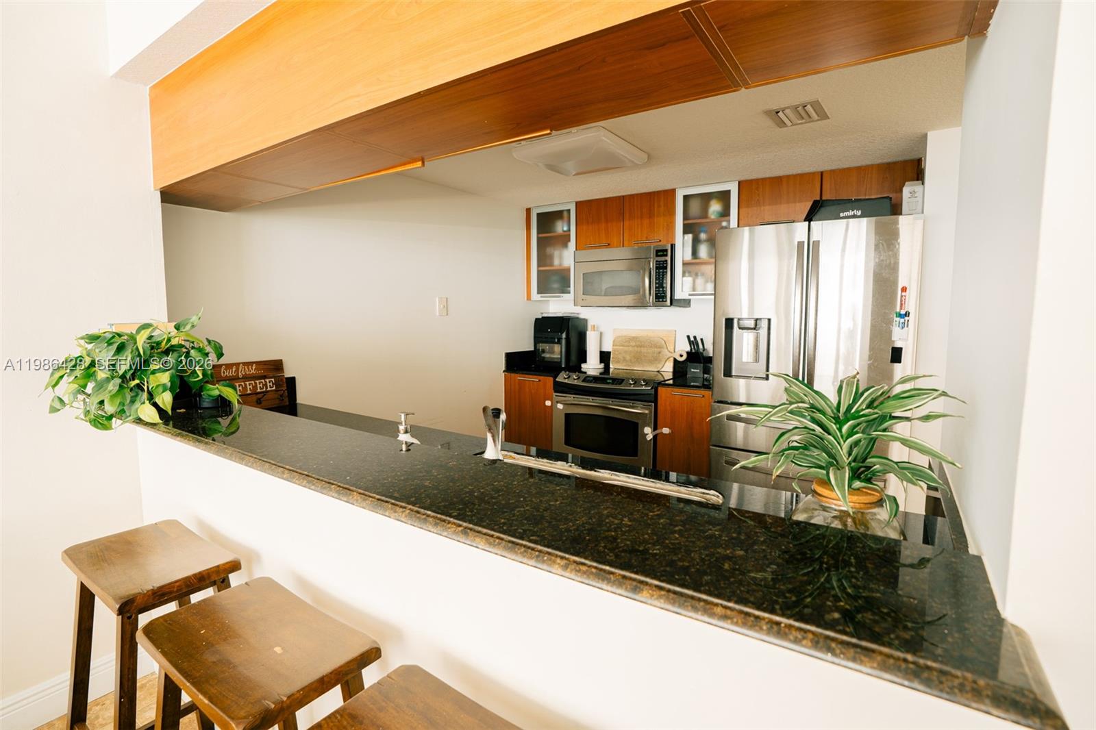 1800 N Bayshore Dr #1412 Miami, FL 33132