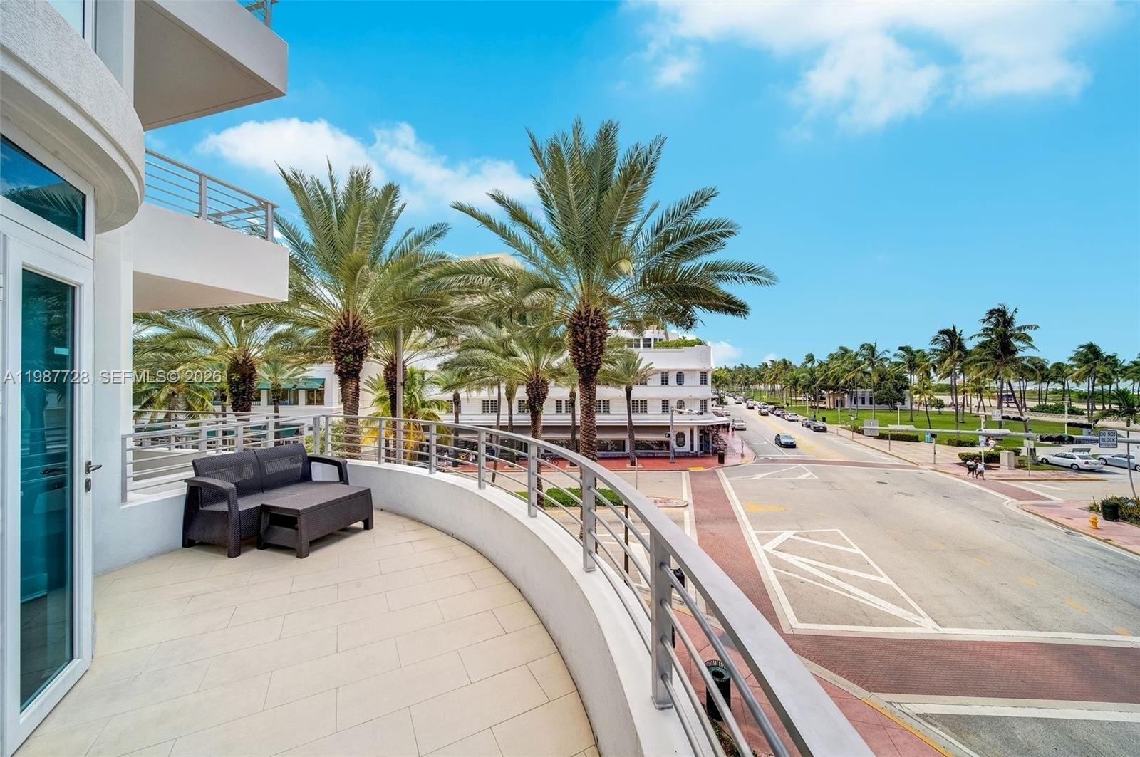 448 Ocean Dr #302 Miami Beach, FL 33139