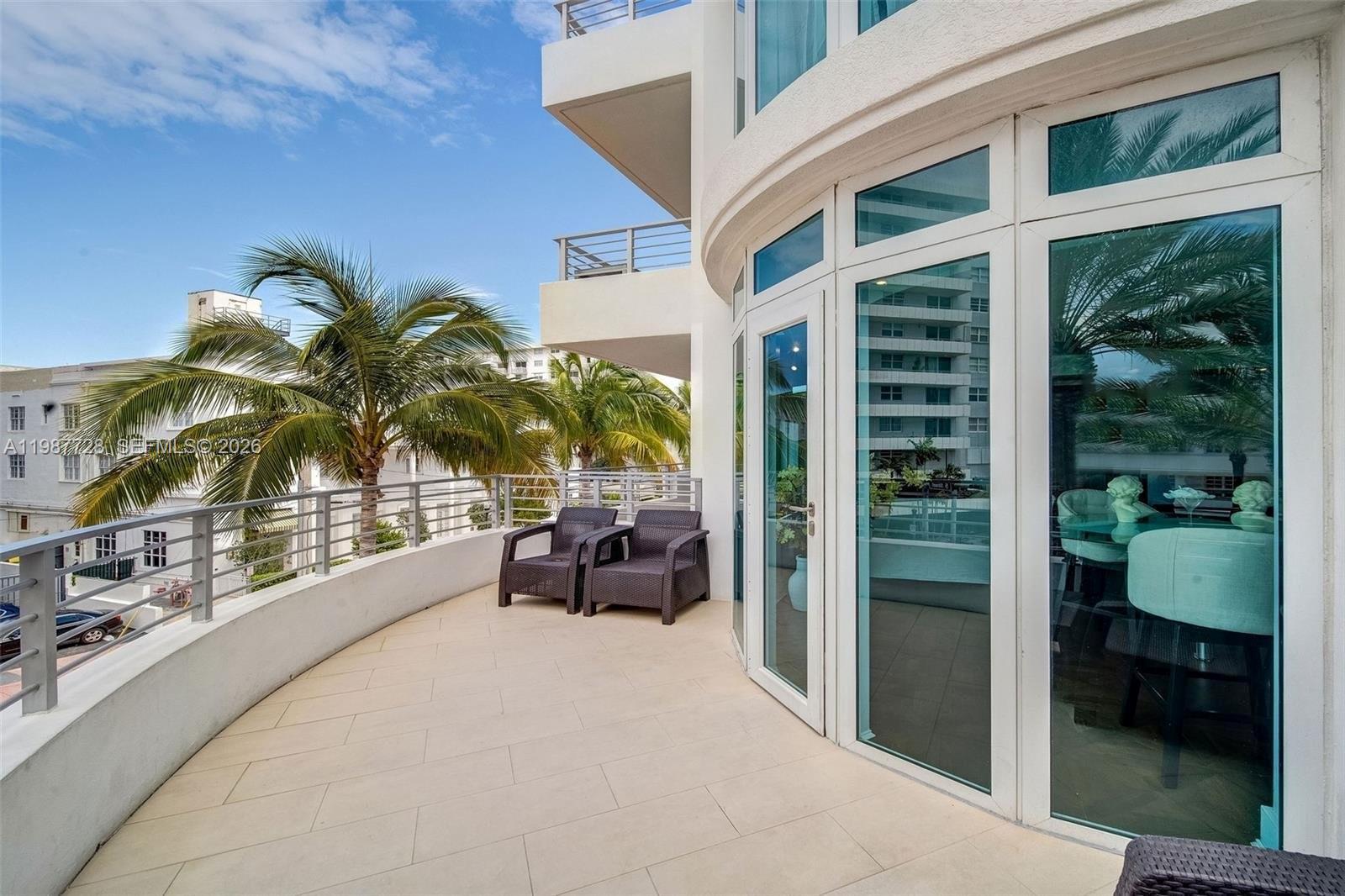 448 Ocean Dr #302 Miami Beach, FL 33139