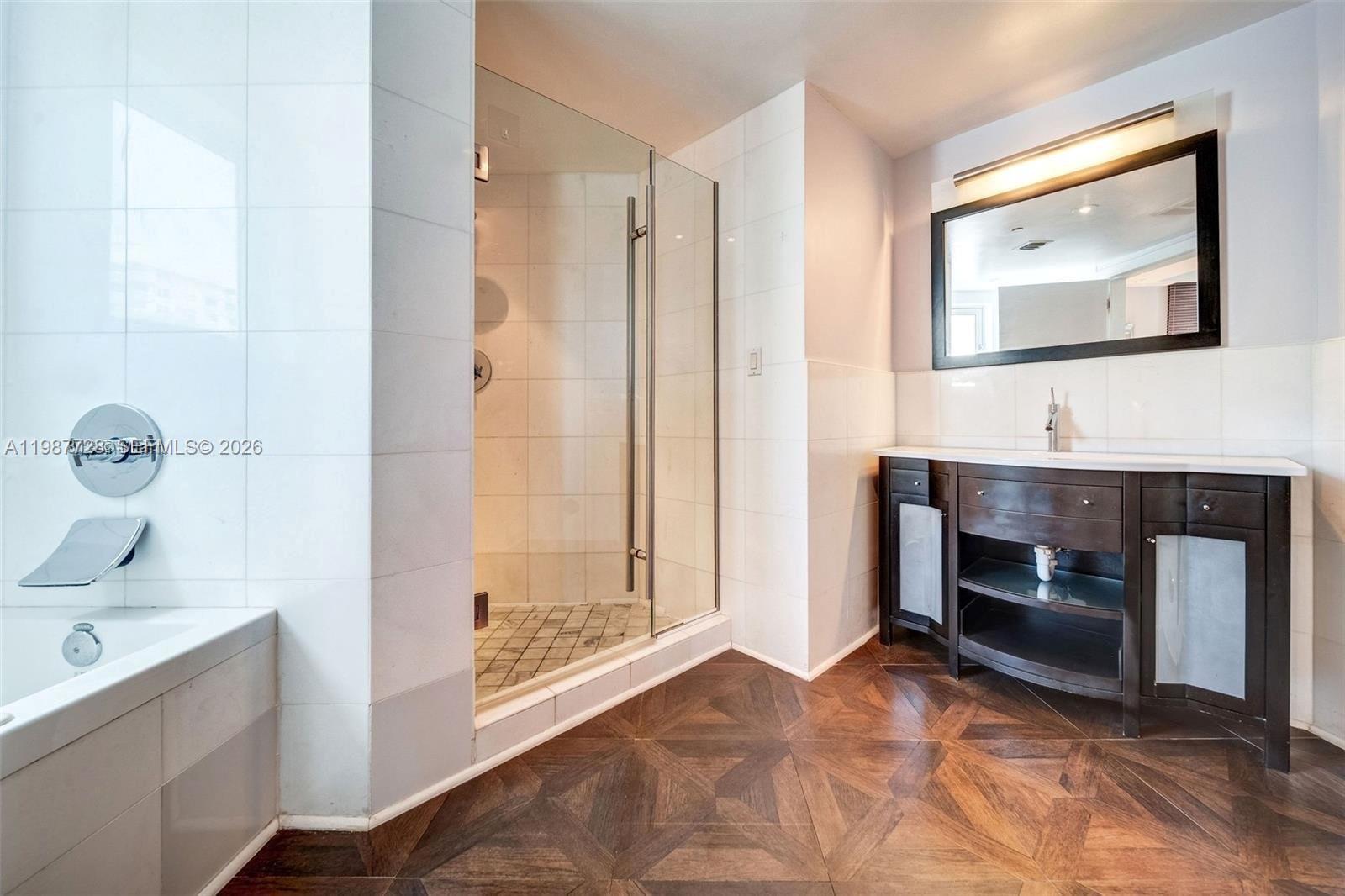 448 Ocean Dr #302 Miami Beach, FL 33139