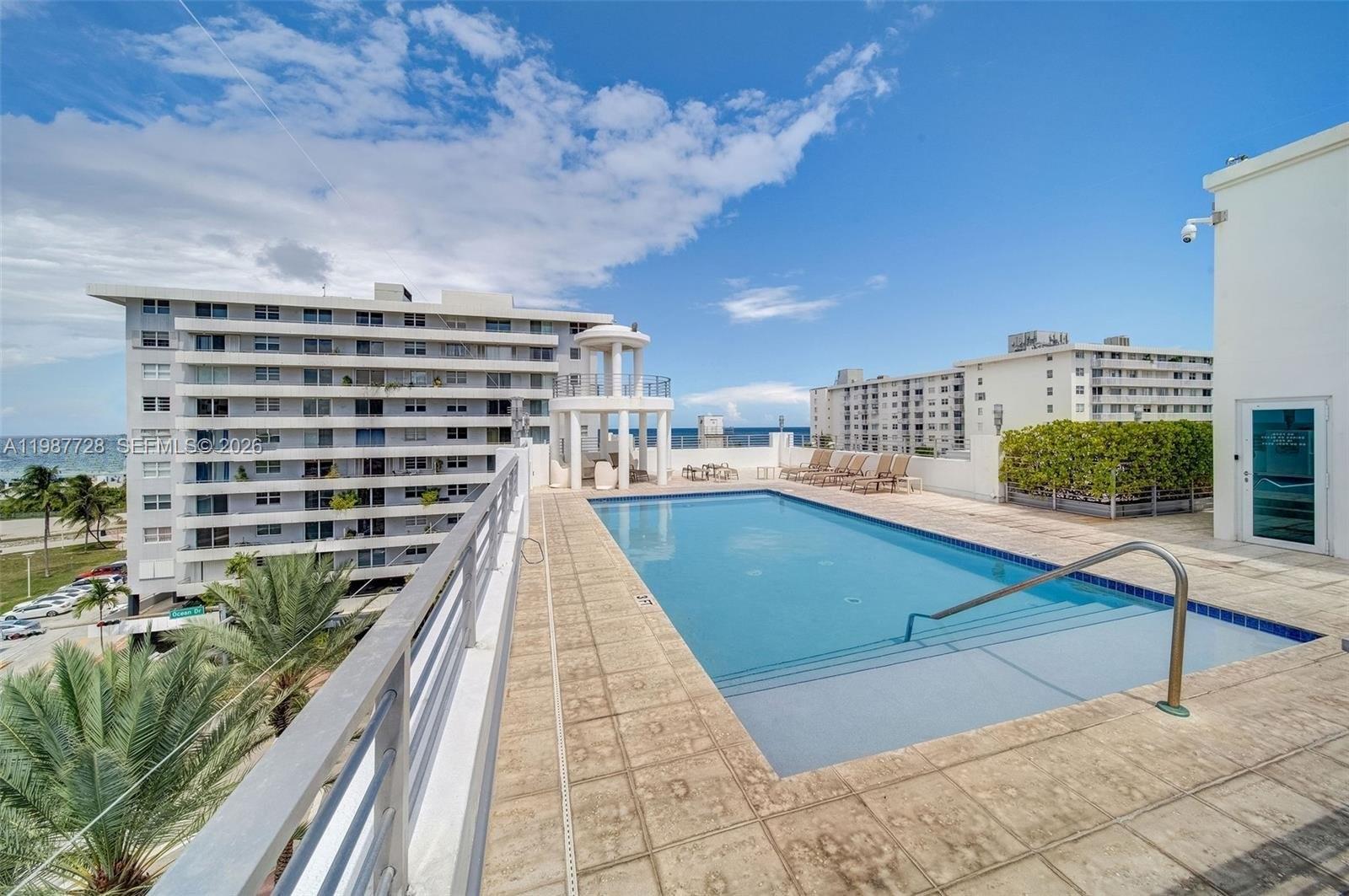 448 Ocean Dr #302 Miami Beach, FL 33139