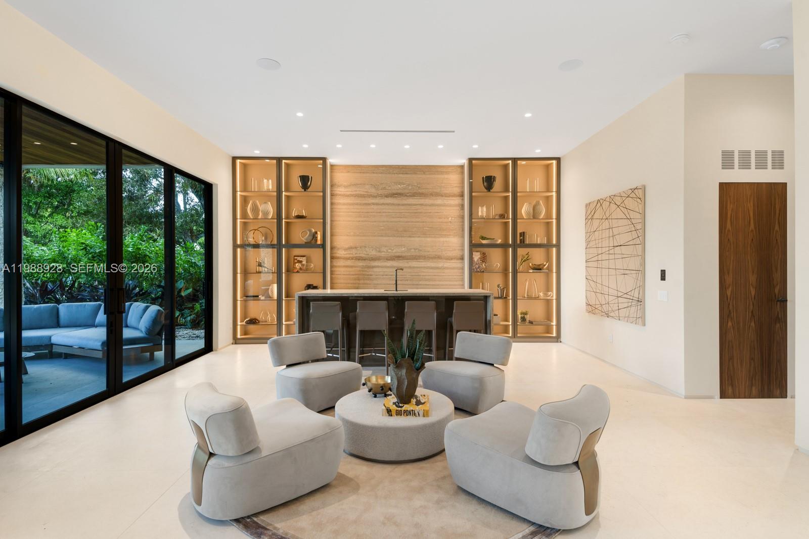 5545 SW 81st Ter Miami, FL 33143