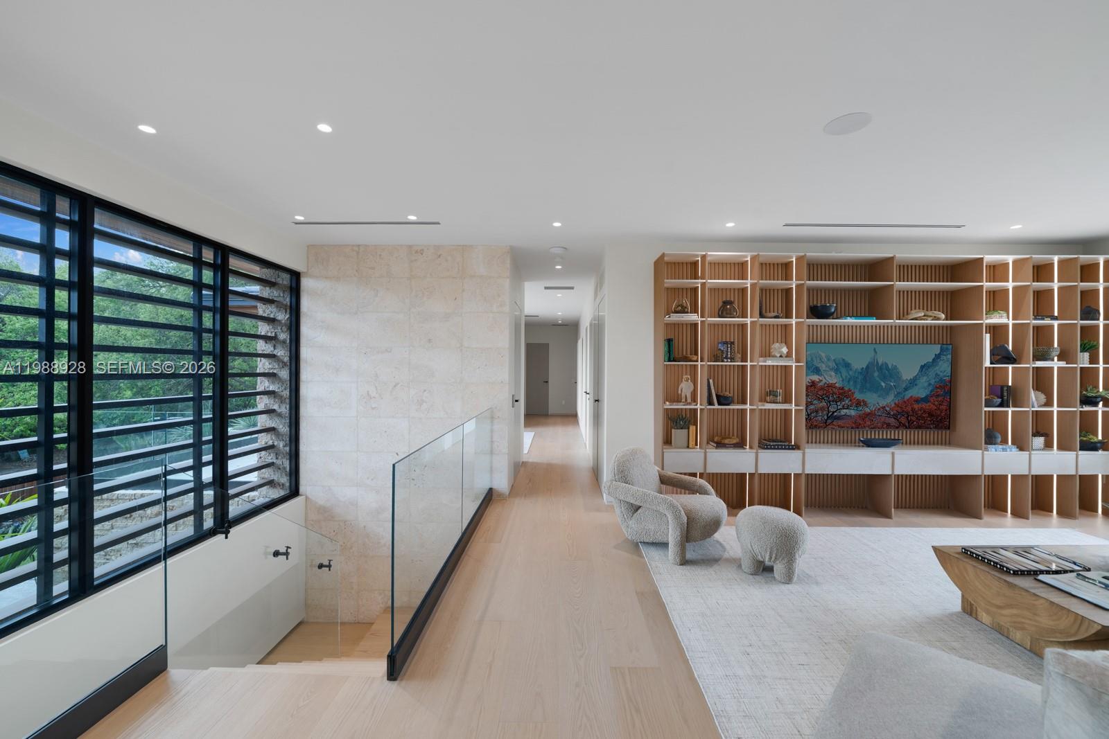 5545 SW 81st Ter Miami, FL 33143