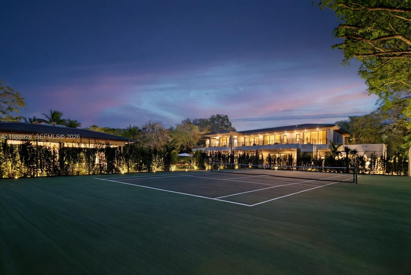 5545 SW 81st Ter Miami, FL 33143