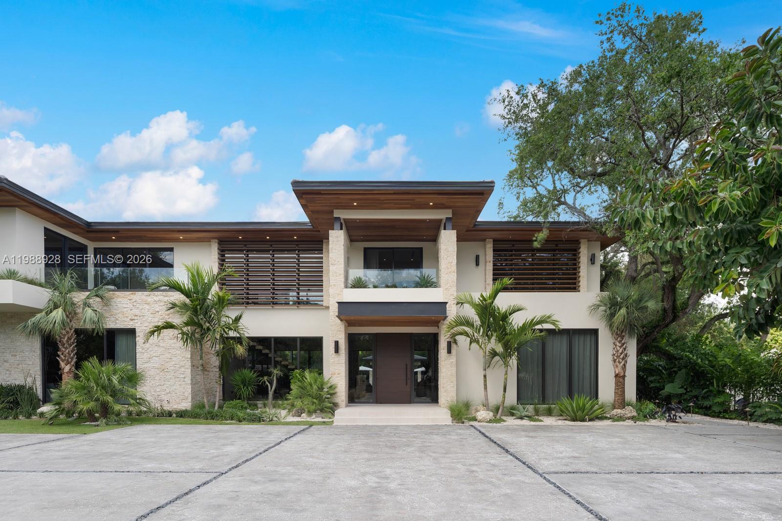 5545 SW 81st Ter Miami, FL 33143