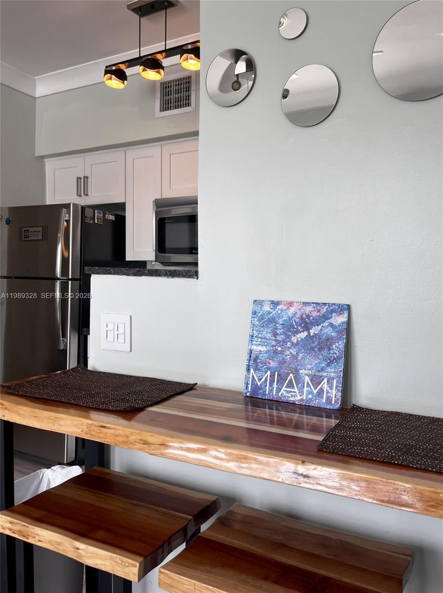 1320 Drexel Ave #301 Miami Beach, FL 33139