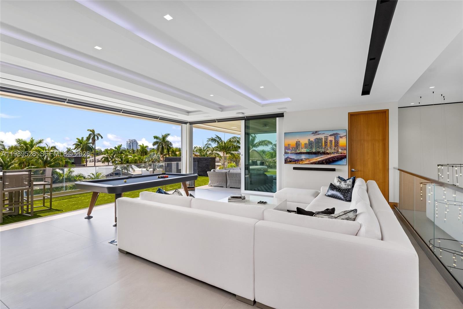 650 Royal Plz Dr Fort Lauderdale, FL 33301