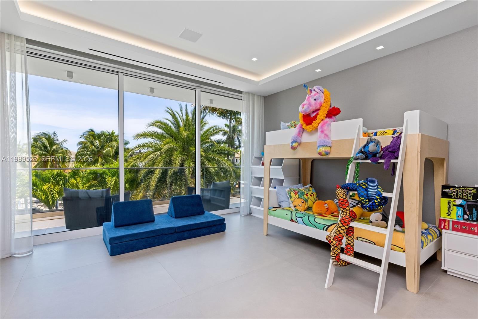 650 Royal Plz Dr Fort Lauderdale, FL 33301