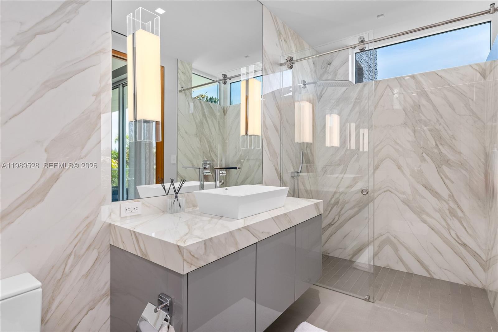 650 Royal Plz Dr Fort Lauderdale, FL 33301