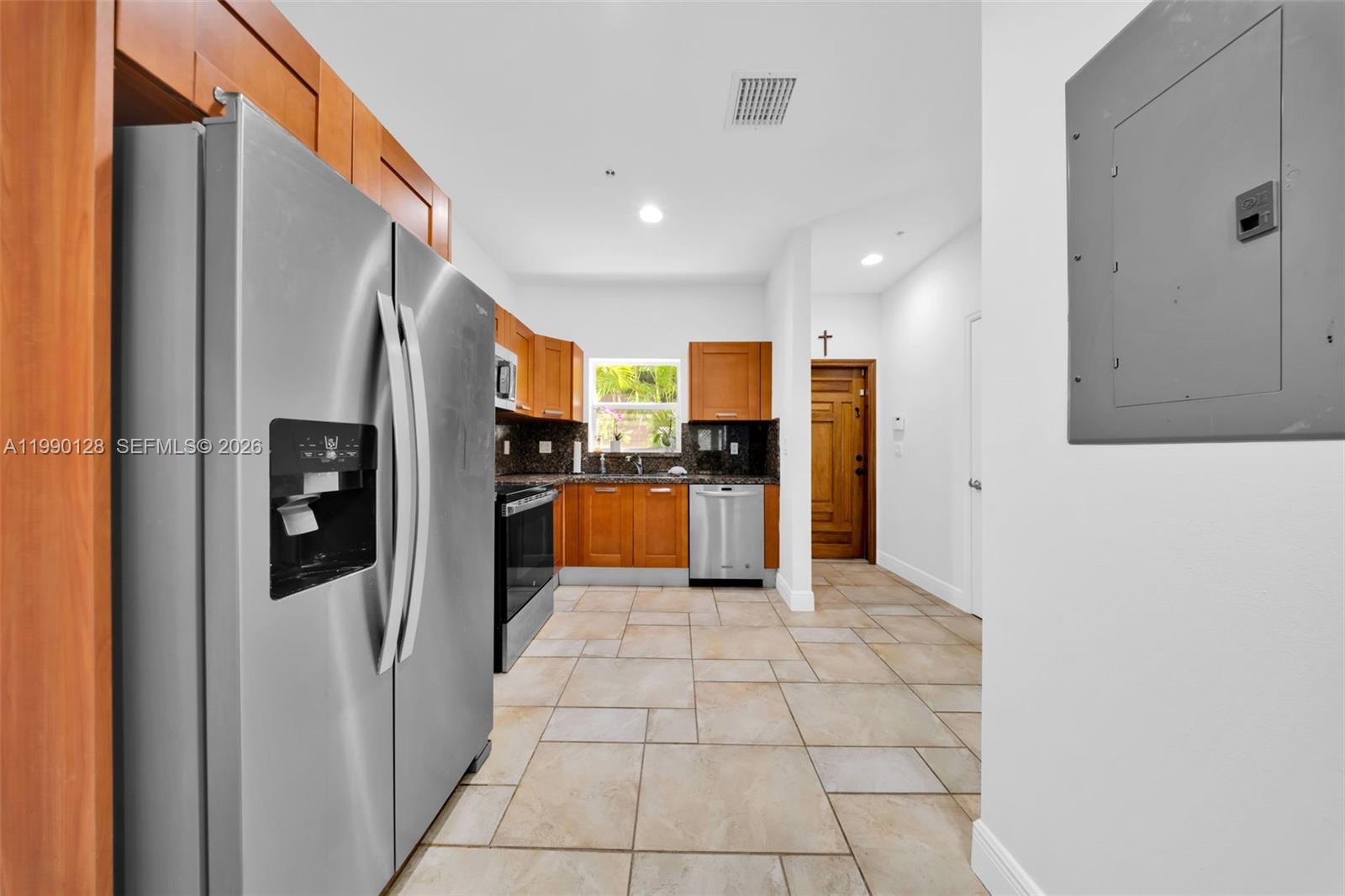 2917 SW 30th Ct #2917 Miami, FL 33133