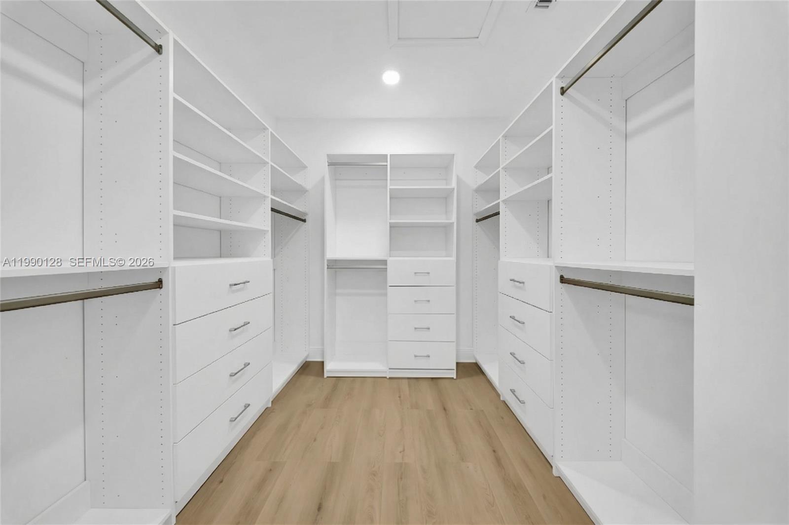 2917 SW 30th Ct #2917 Miami, FL 33133