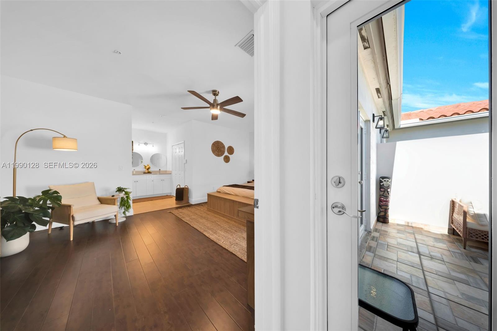 2917 SW 30th Ct #2917 Miami, FL 33133