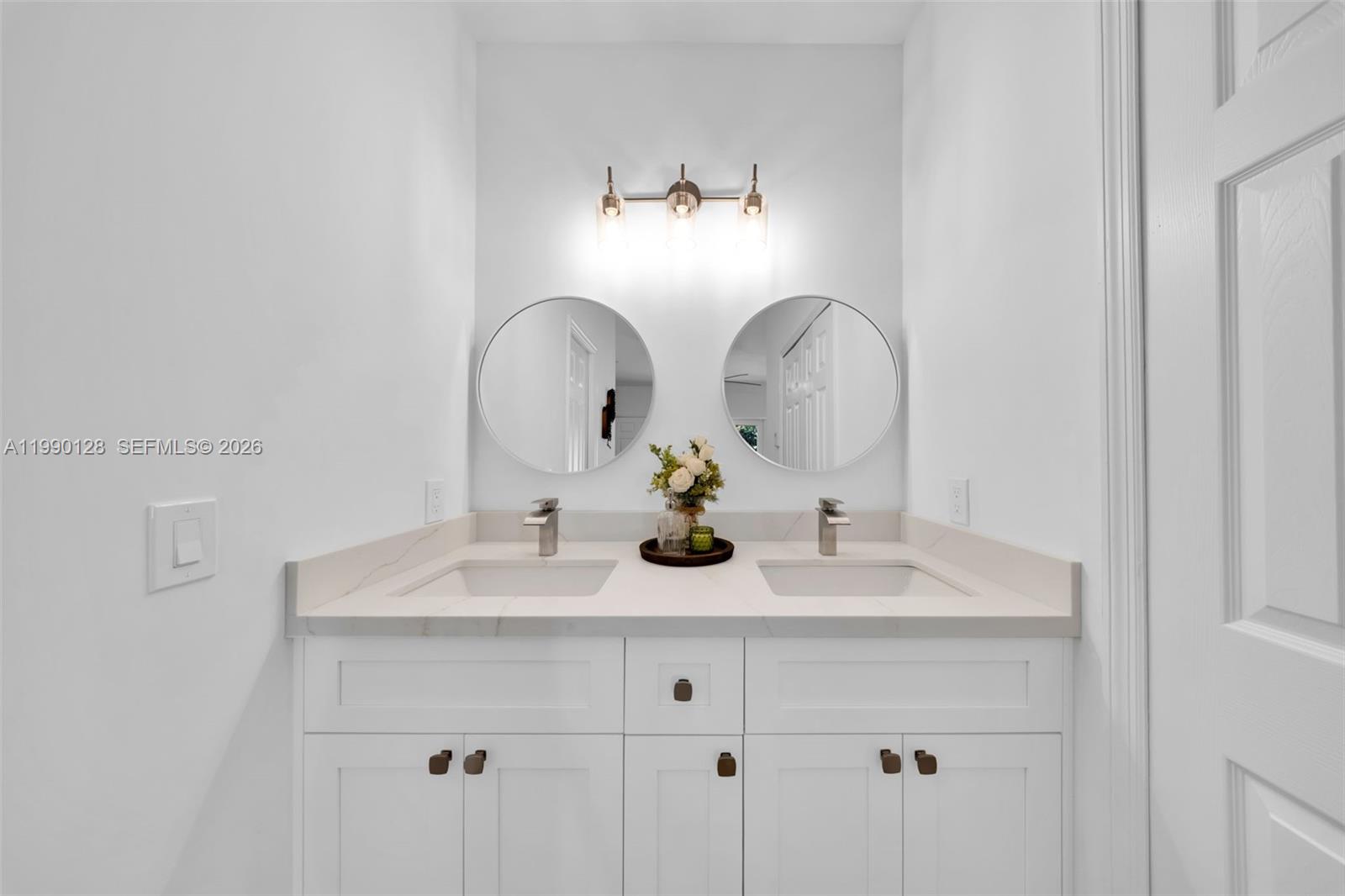 2917 SW 30th Ct #2917 Miami, FL 33133