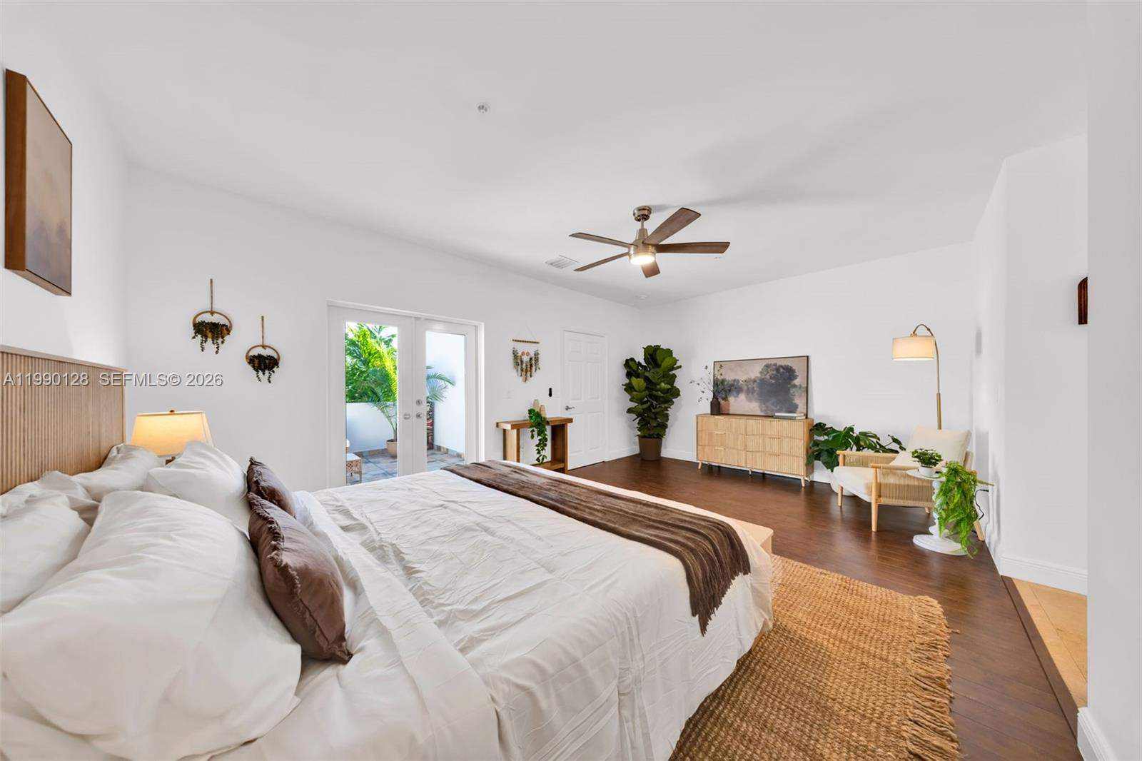 2917 SW 30th Ct #2917 Miami, FL 33133