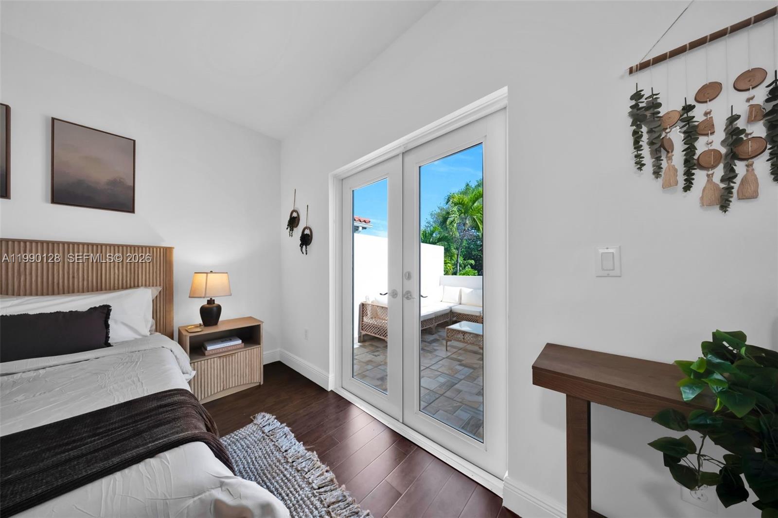 2917 SW 30th Ct #2917 Miami, FL 33133