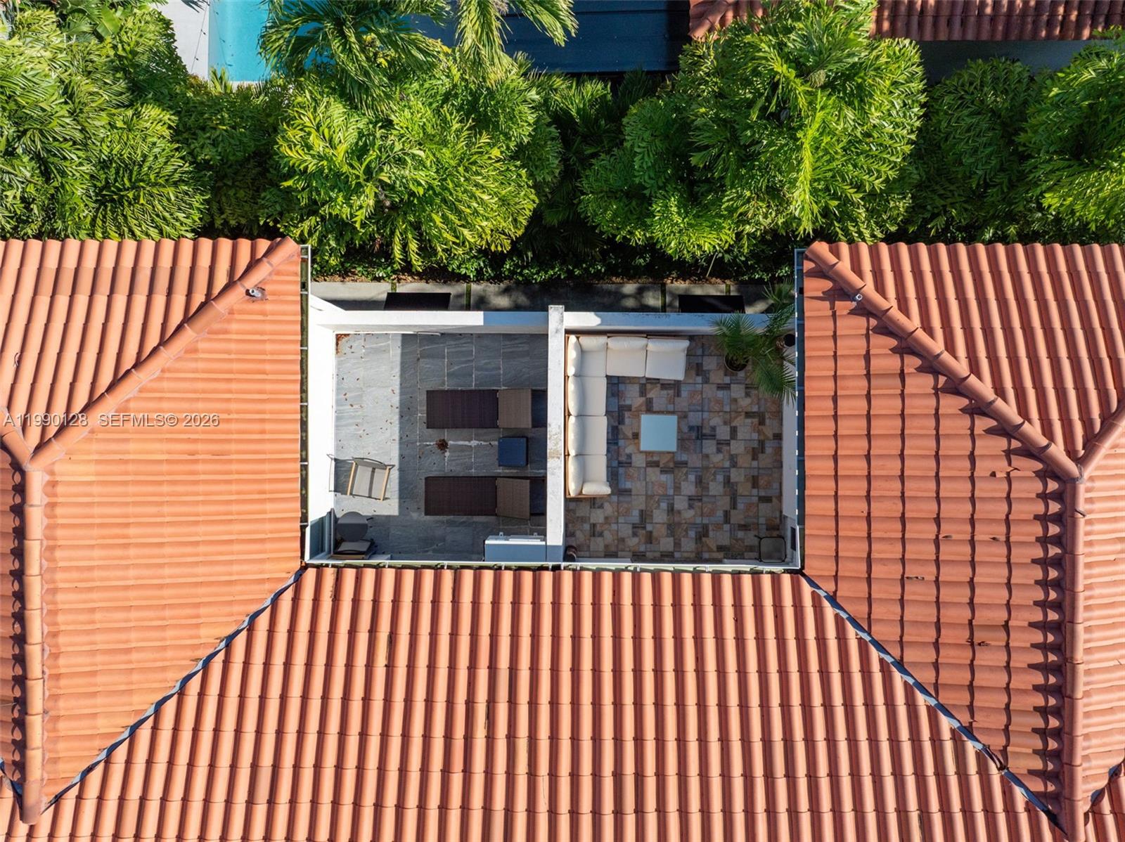 2917 SW 30th Ct #2917 Miami, FL 33133