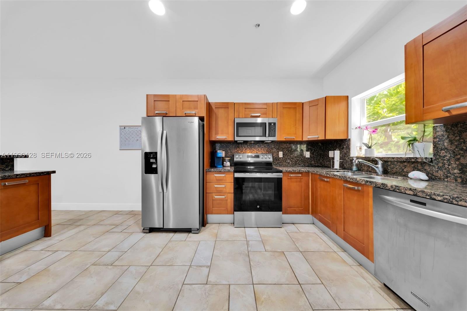 2917 SW 30th Ct #2917 Miami, FL 33133