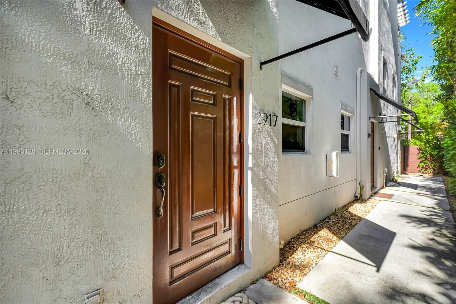 2917 SW 30th Ct #2917 Miami, FL 33133