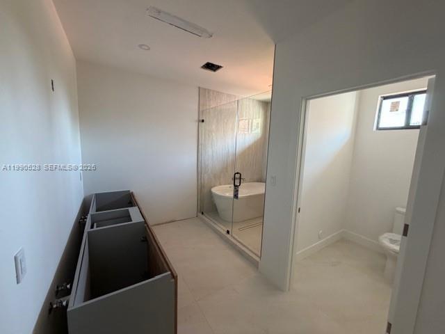 2800 SW 38th Ct Miami, FL 33134