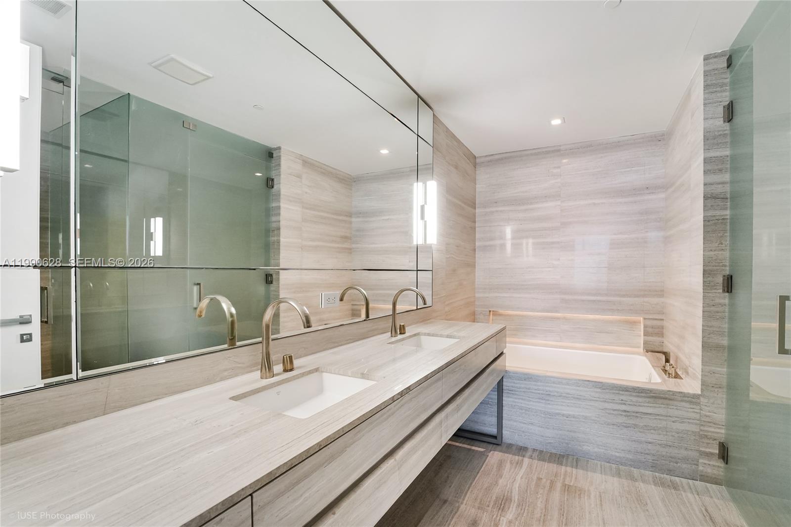 image Residences by Armani Casa11