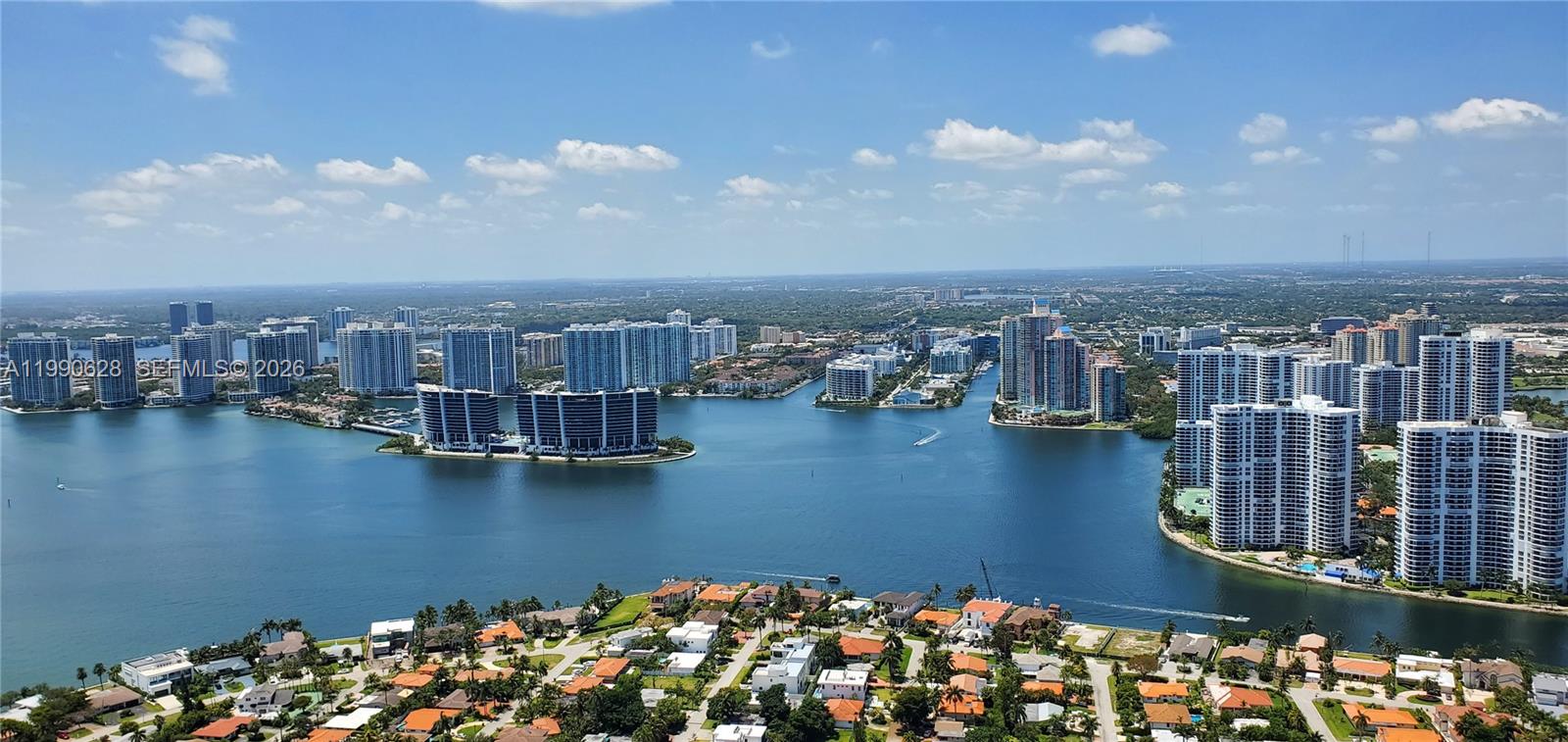 image Residences by Armani Casa18