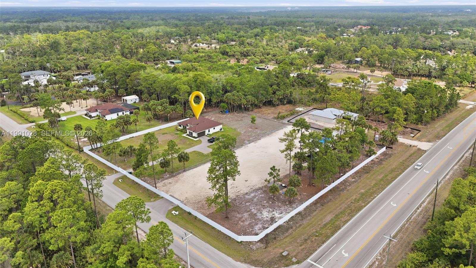 3043 18th Naples, FL 34120