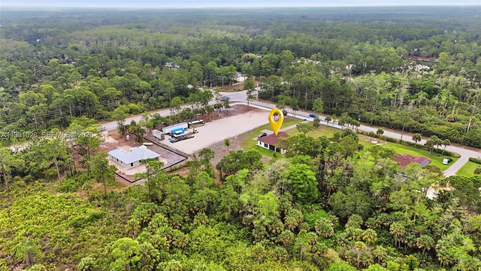 3043 18th Naples, FL 34120