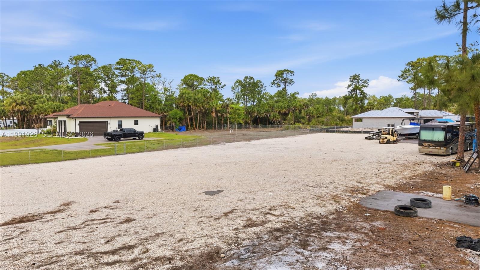 3043 18th Naples, FL 34120