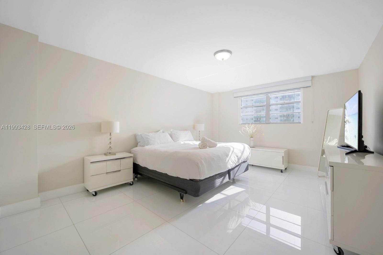 19370 Collins Ave #916 Sunny Isles Beach, FL 33160