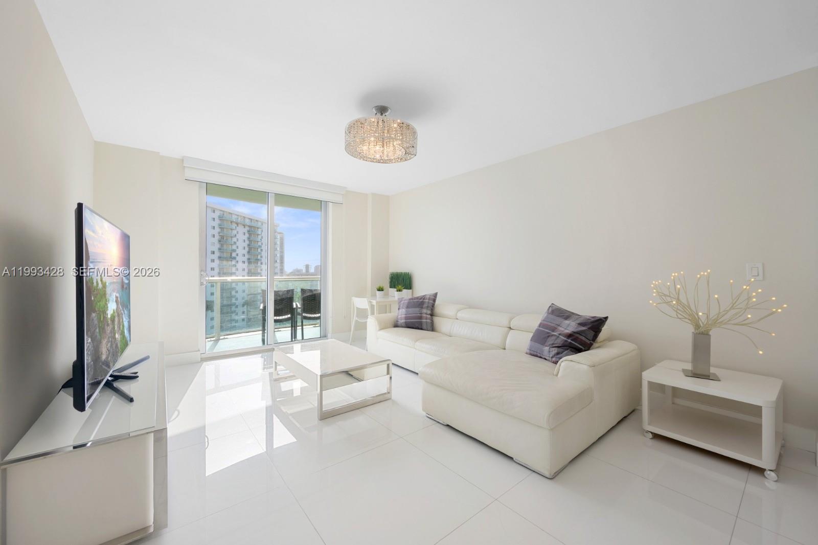19370 Collins Ave #916 Sunny Isles Beach, FL 33160
