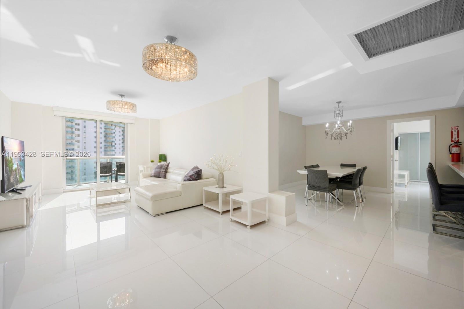 19370 Collins Ave #916 Sunny Isles Beach, FL 33160