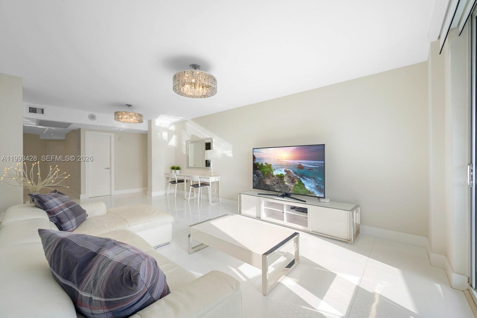 19370 Collins Ave #916 Sunny Isles Beach, FL 33160