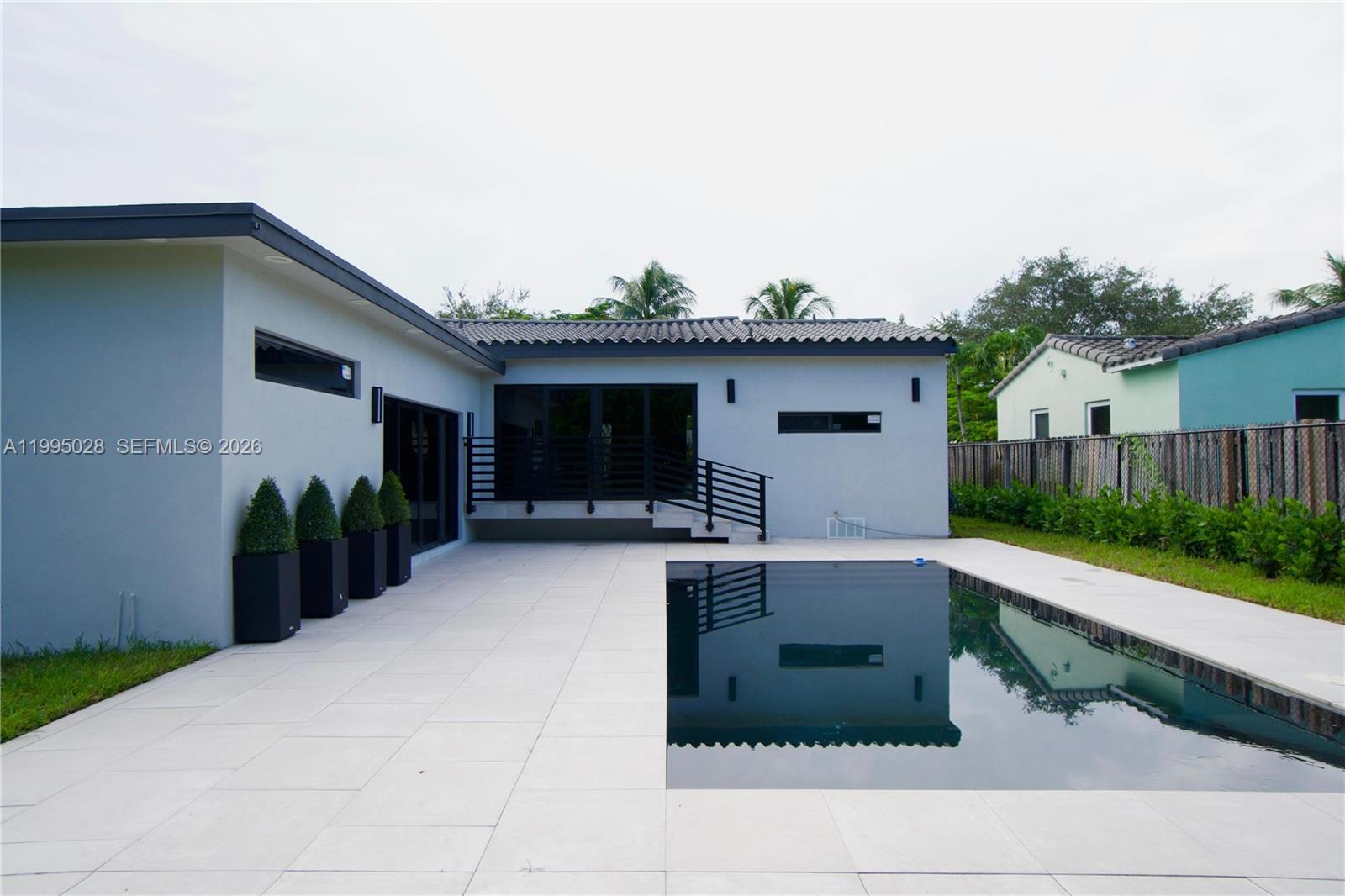 2155 SW 25th Ter Miami, FL 33133