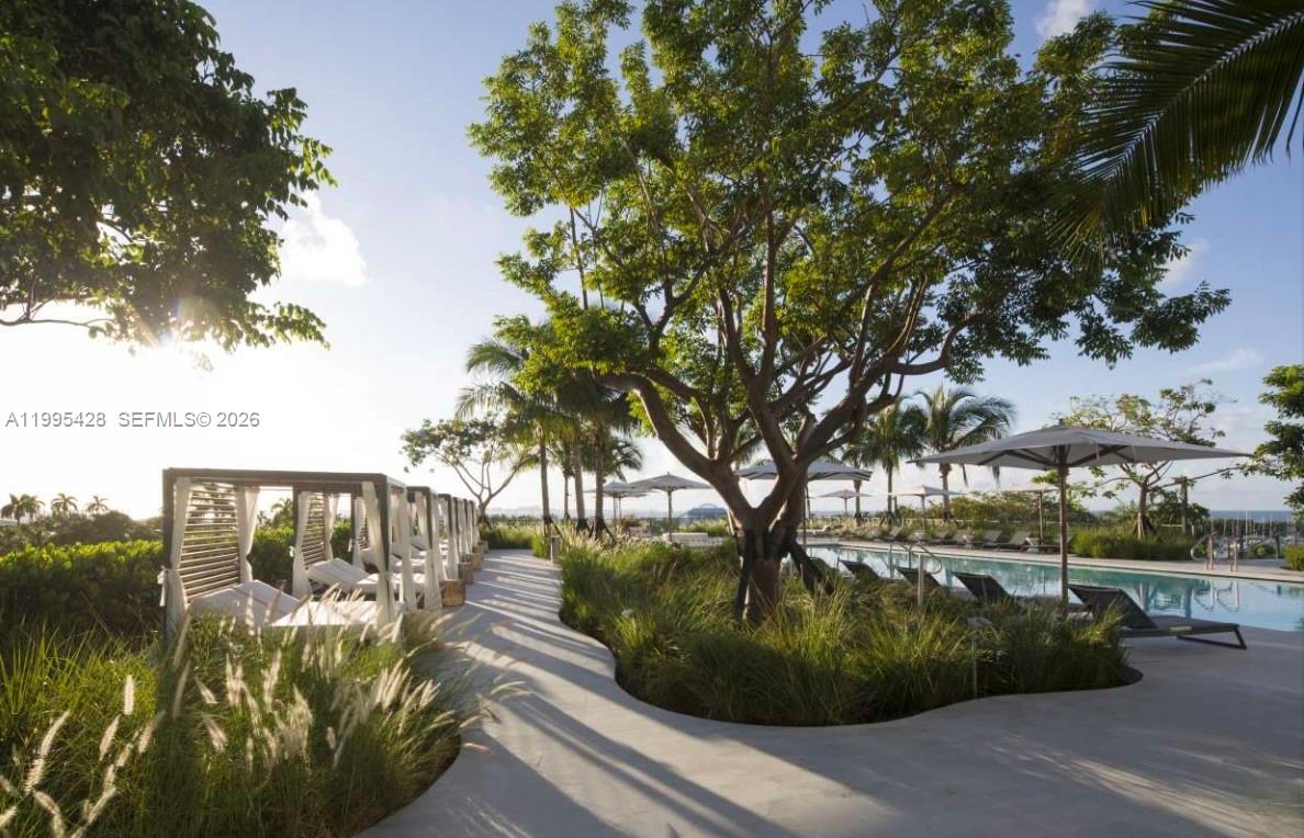 2831 S Bayshore Dr #406 Miami, FL 33133