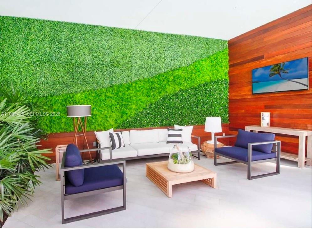 2831 S Bayshore Dr #406 Miami, FL 33133