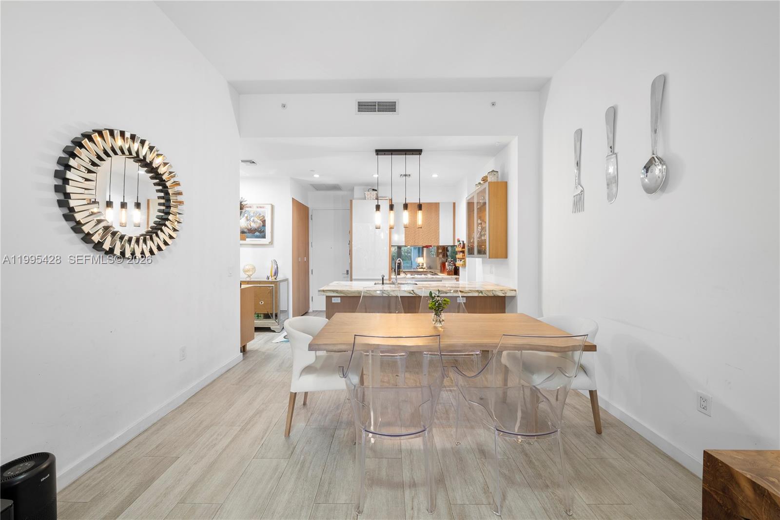 2831 S Bayshore Dr #406 Miami, FL 33133