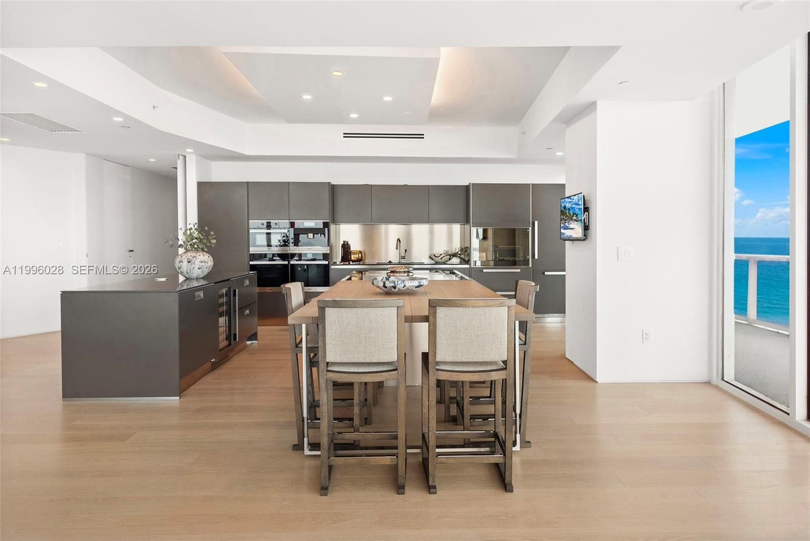 100 S Pointe Dr #1906/07 Miami Beach, FL 33139